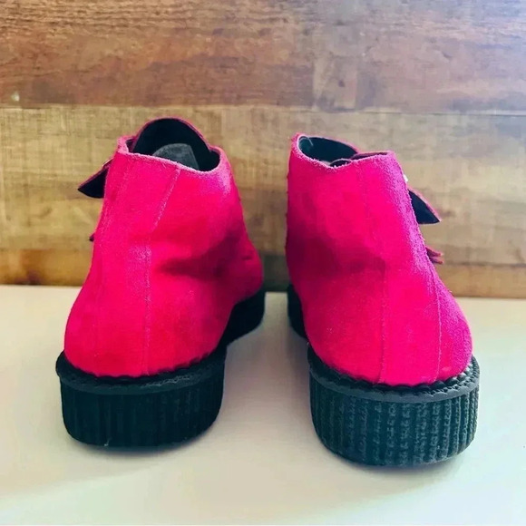 T.U.K Creeper A8507 Lipstick Pink Wildleder 3 Buckle Pointed Boot - Picture 6 of 11